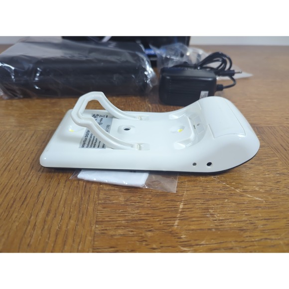 Eschenbach SmartLux Digital-Color HD Portable Video Magnifier 16501 - Excellent - Picture 9 of 10